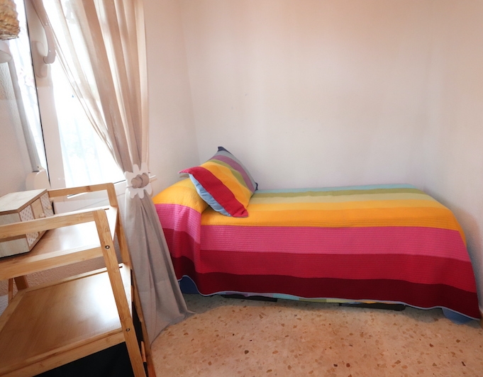 Cozy townhouse just 400m from the beach.