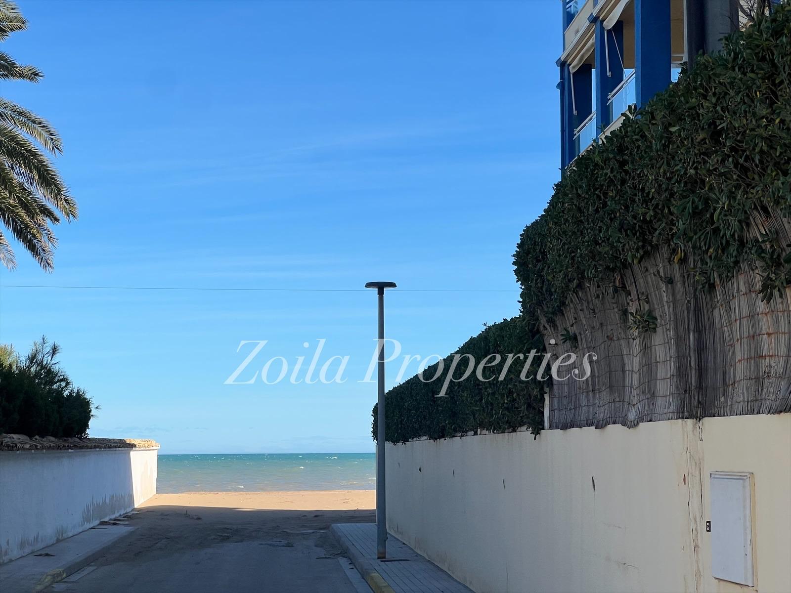 Bonito apartamento Primera Linea.