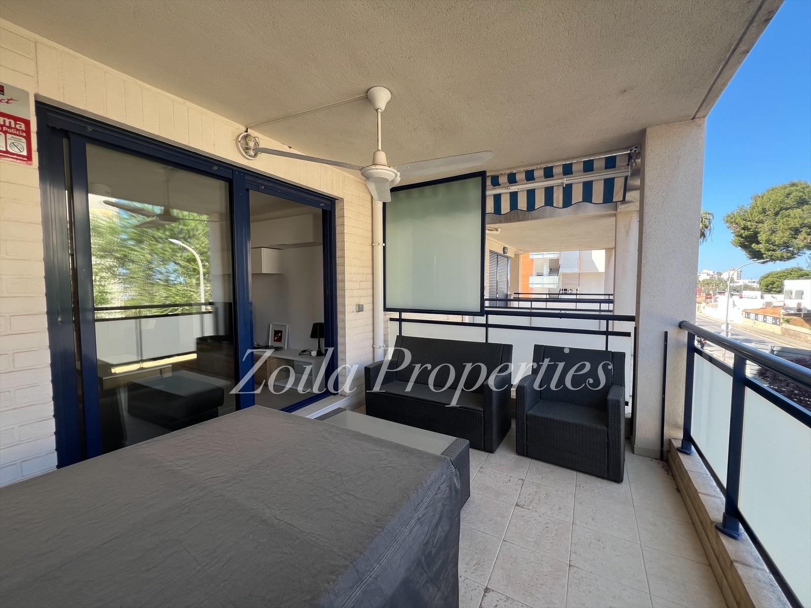 Apartamento de 3 dormitorios en puerto.