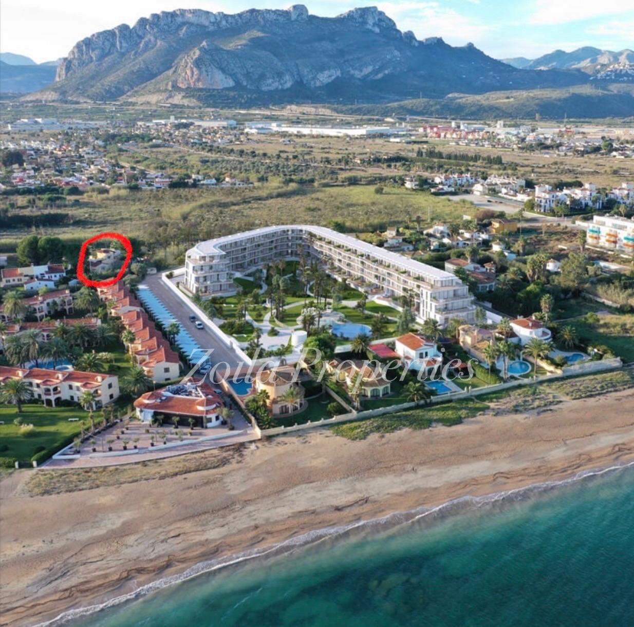 Beautiful detached chalet near the beach.