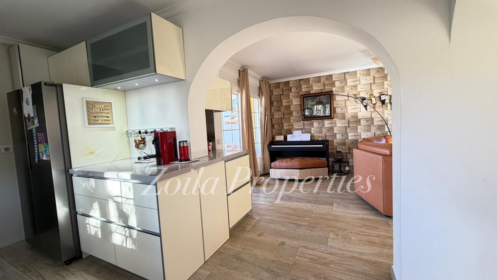 Beautiful detached chalet near the beach.