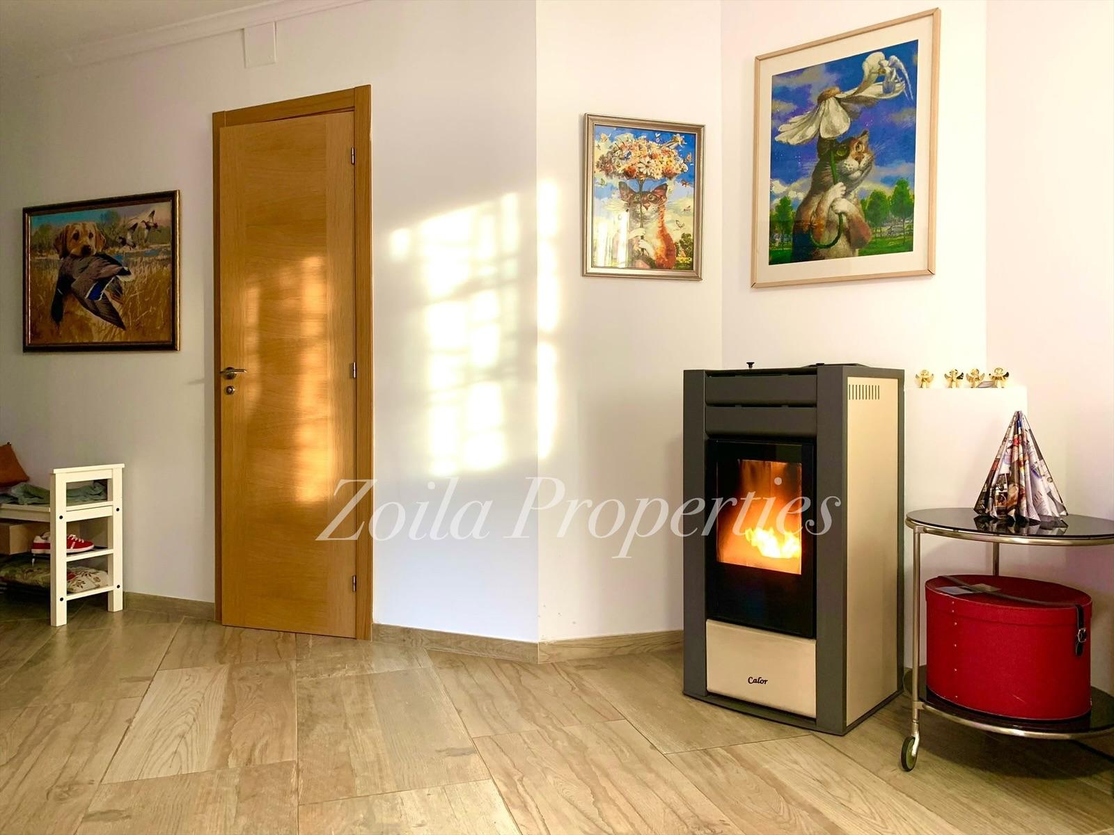Beautiful detached chalet near the beach.
