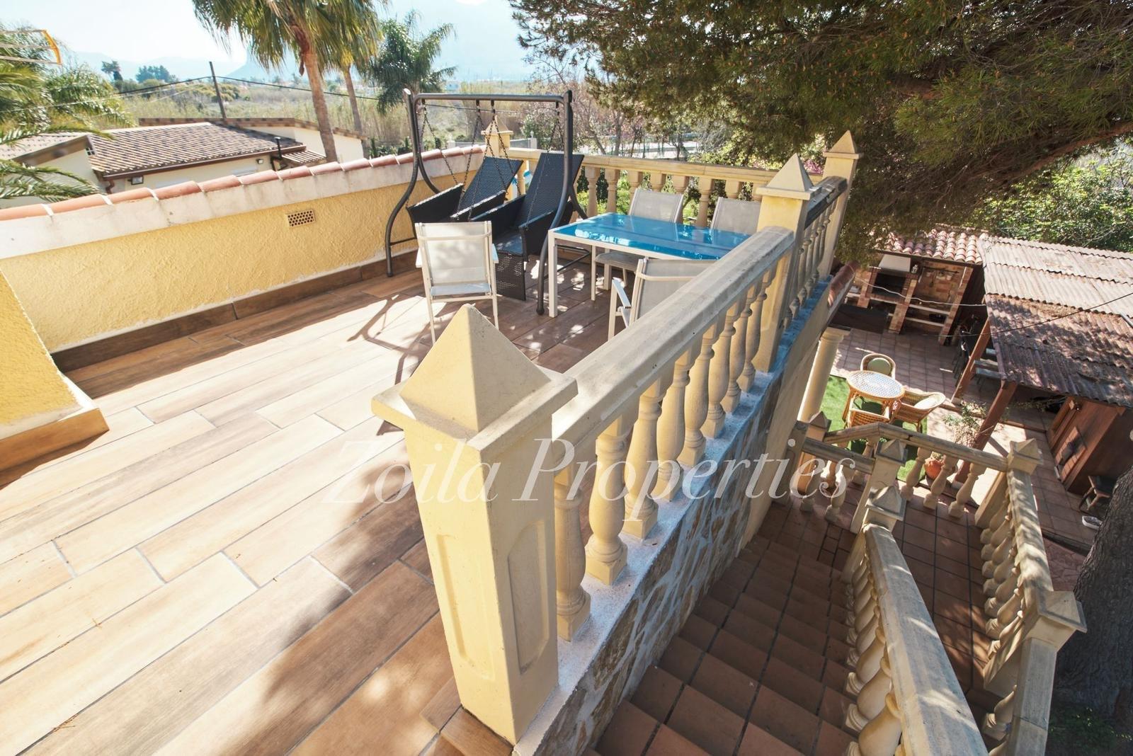 Beautiful detached chalet near the beach.