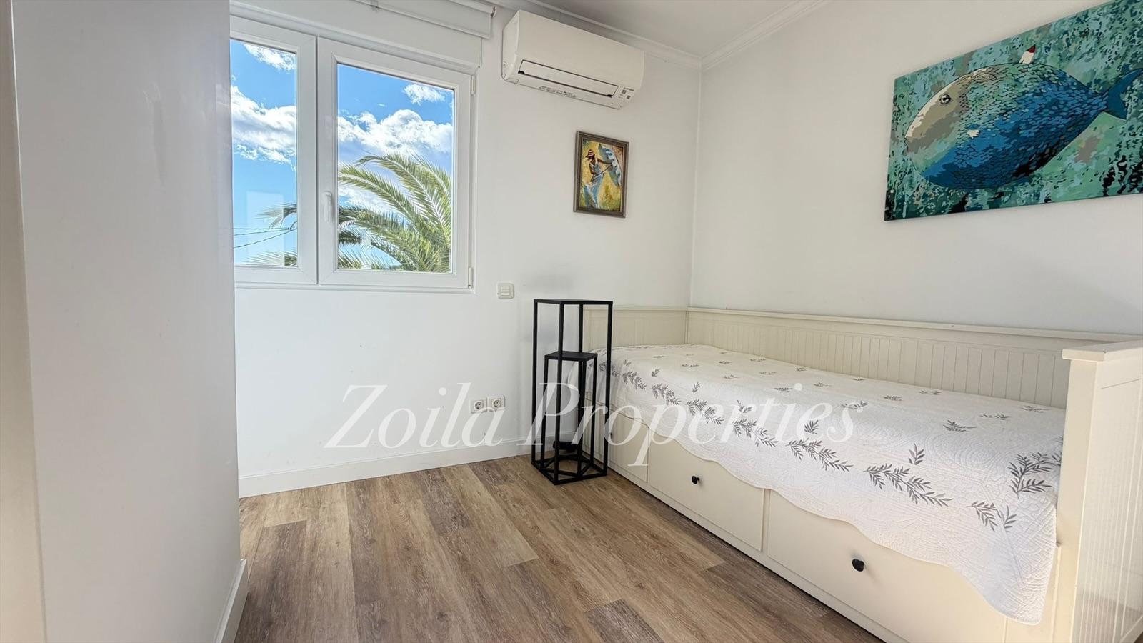Beautiful detached chalet near the beach.