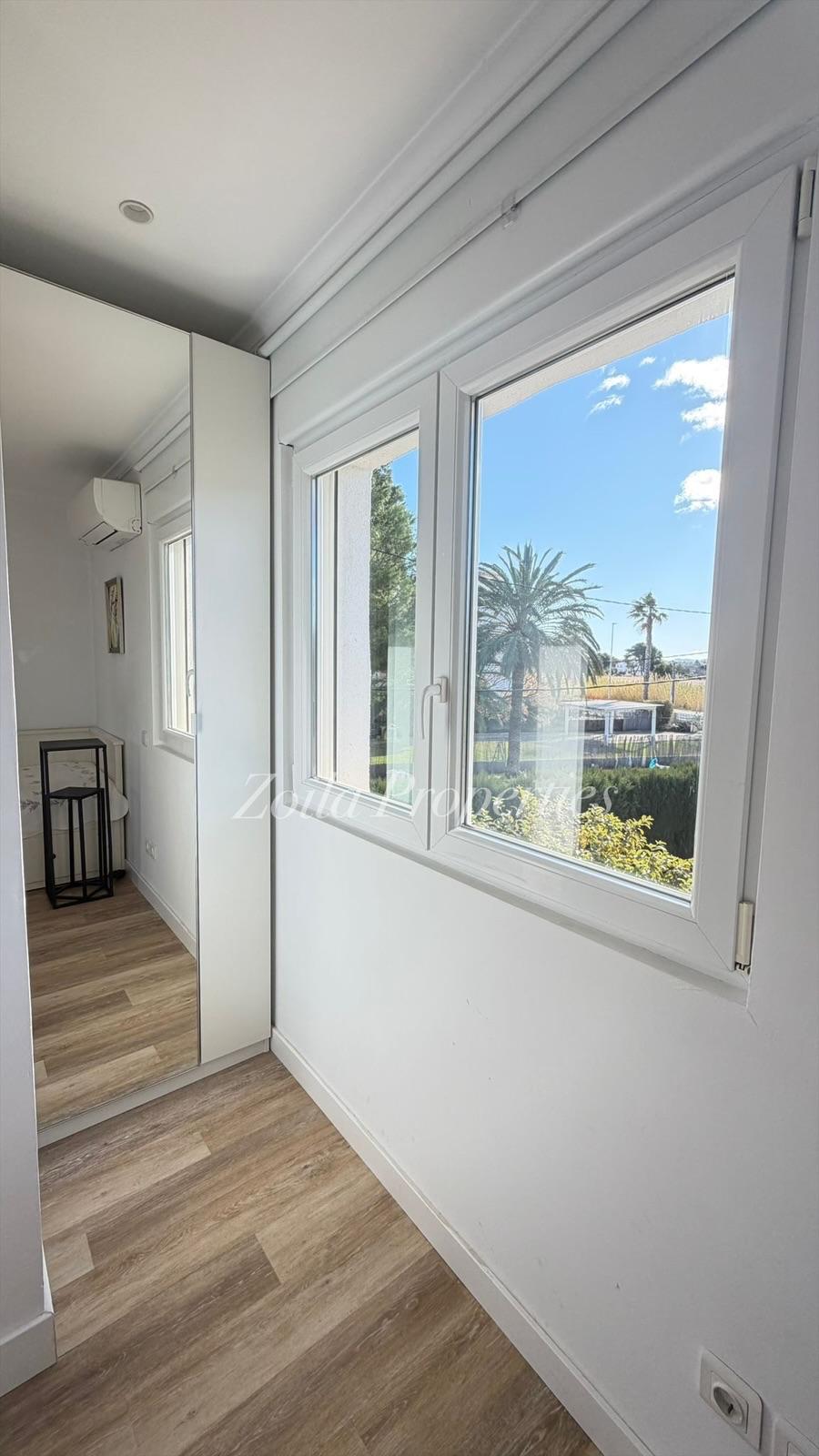 Beautiful detached chalet near the beach.