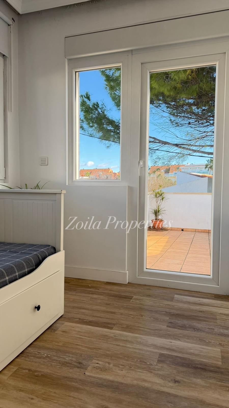 Beautiful detached chalet near the beach.