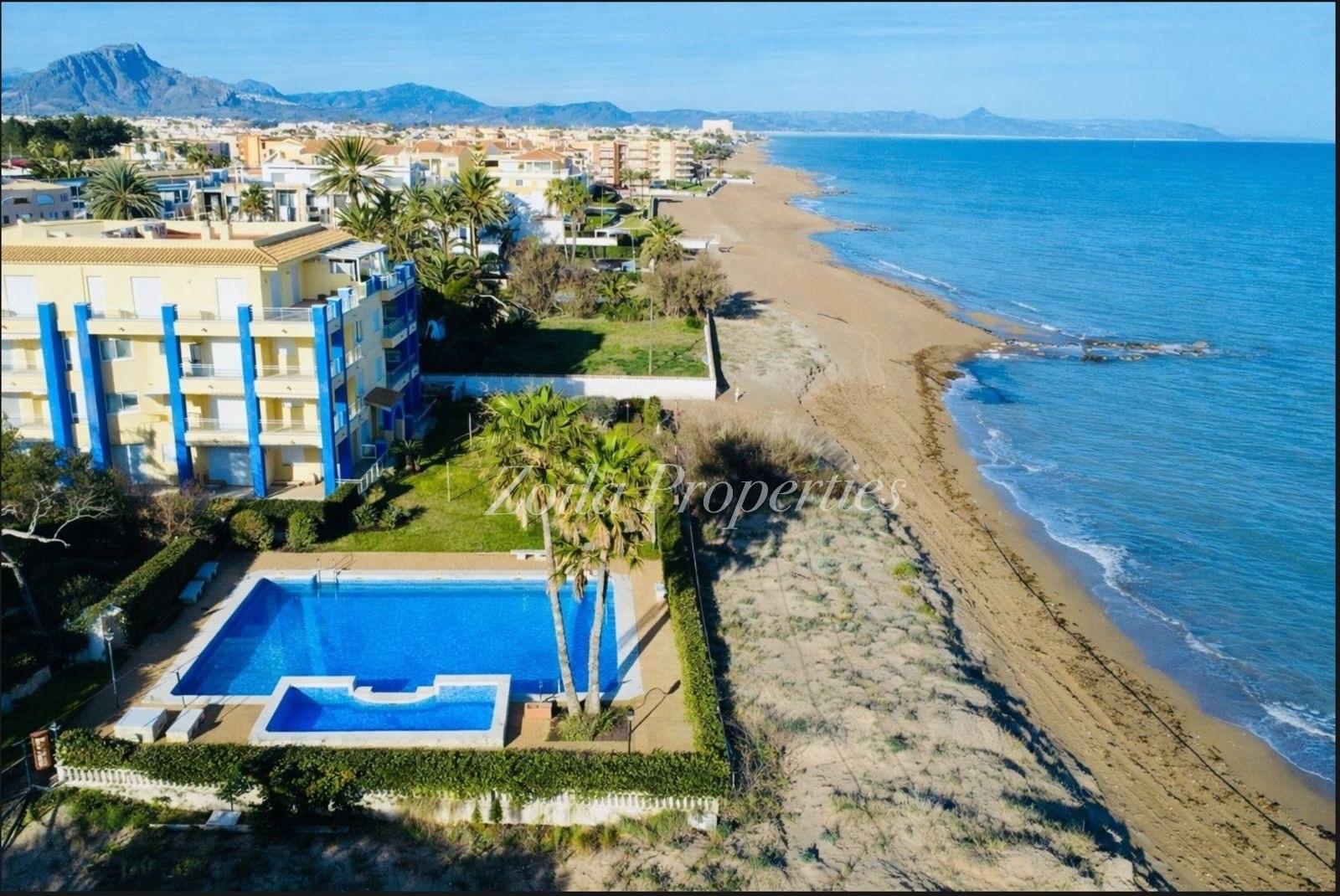 Bonito apartamento Primera Linea.
