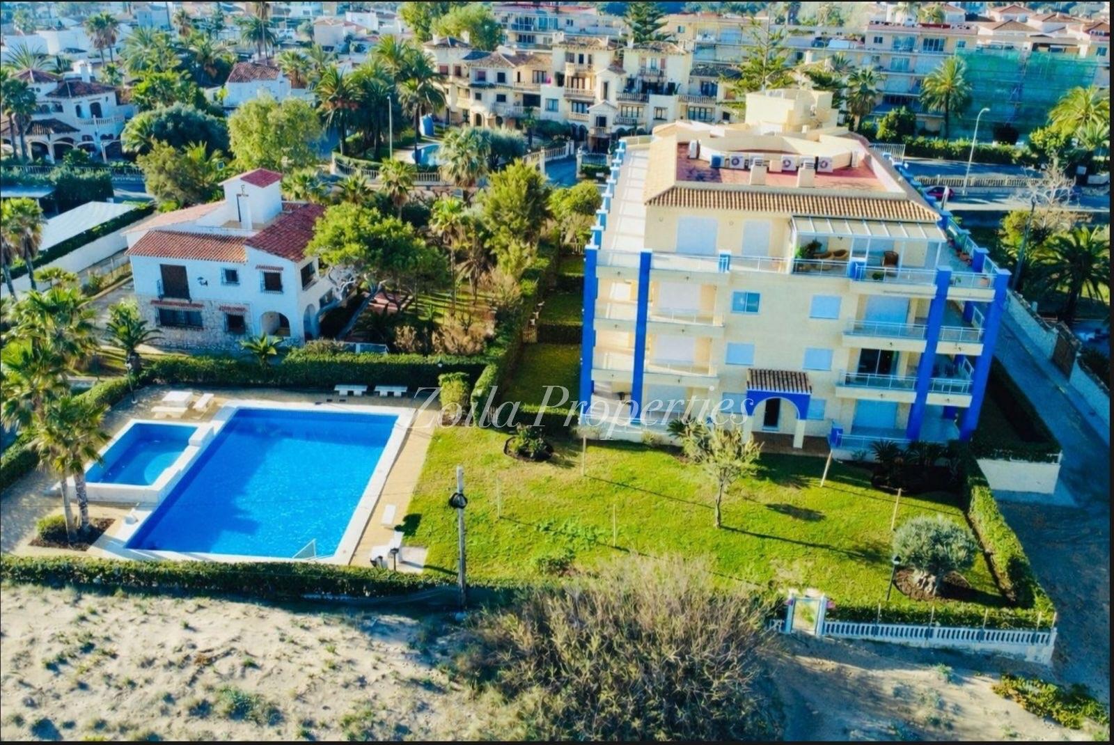 Bonito apartamento Primera Linea.