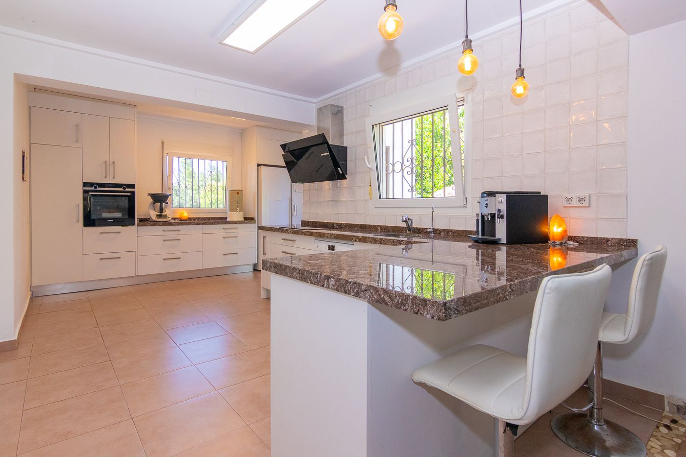 Chalet reformado junto al hospital de Denia