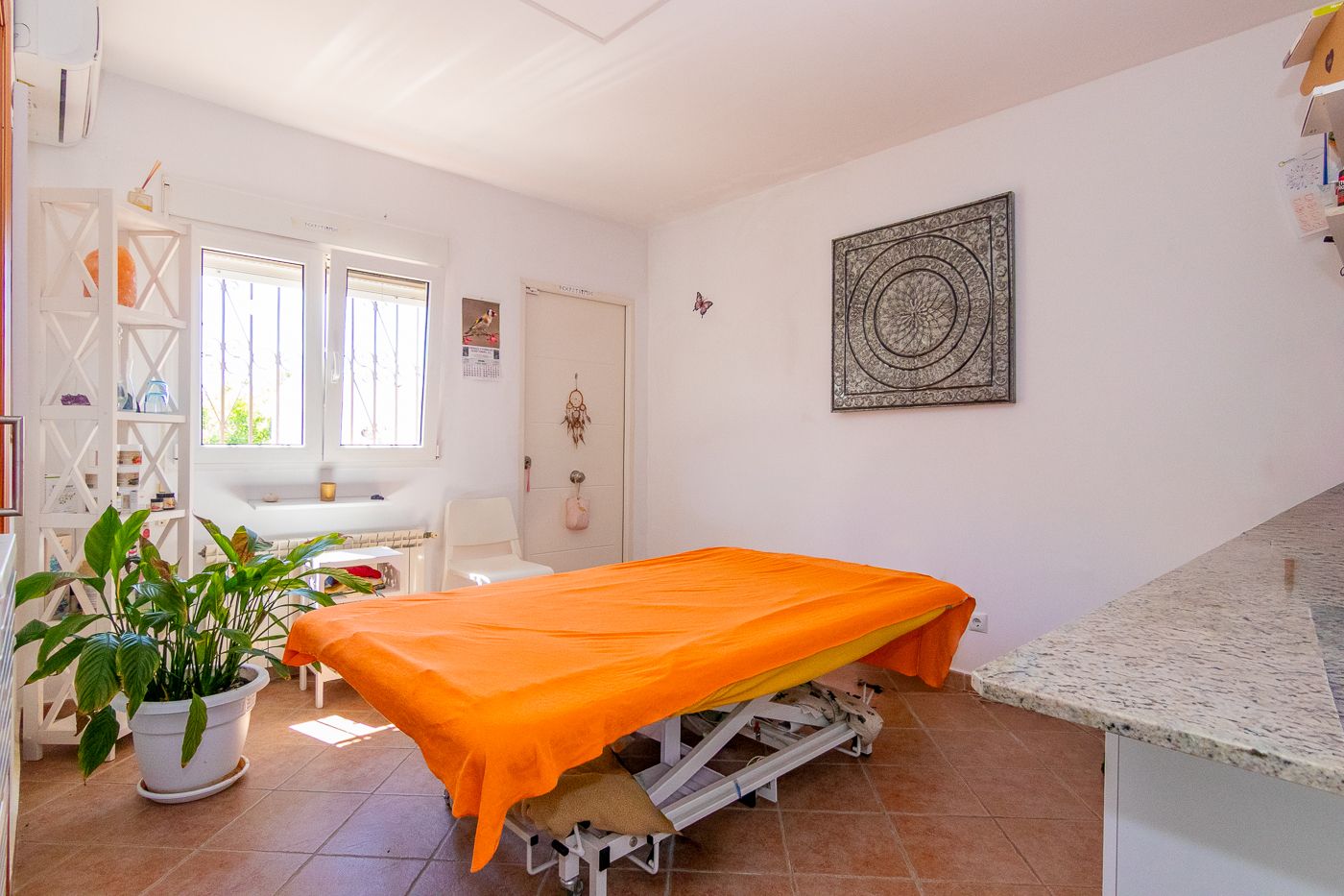 Chalet reformado junto al hospital de Denia