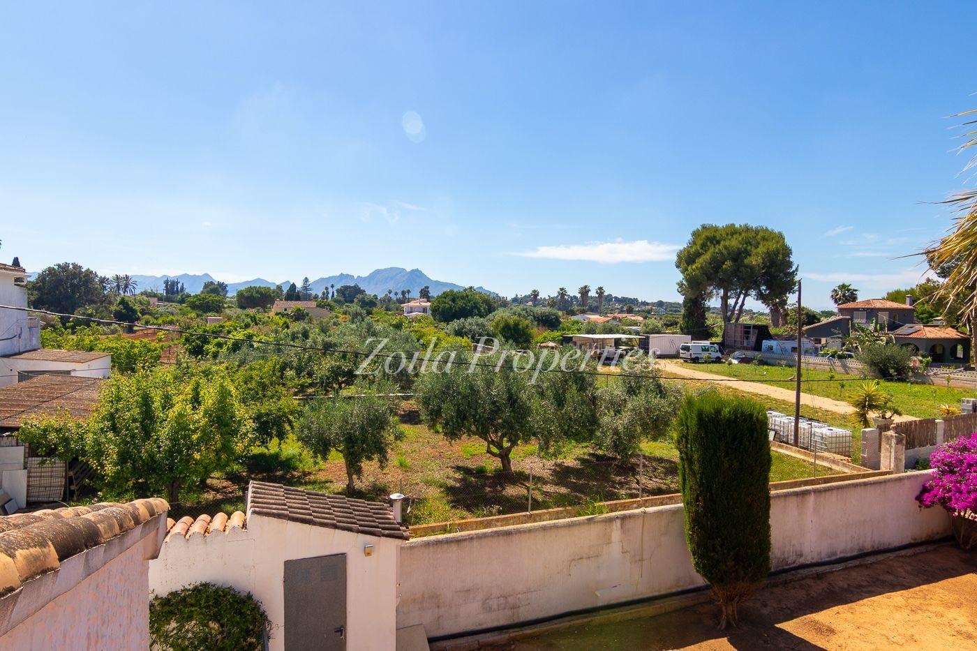Renovated chalet near the Denia hospital