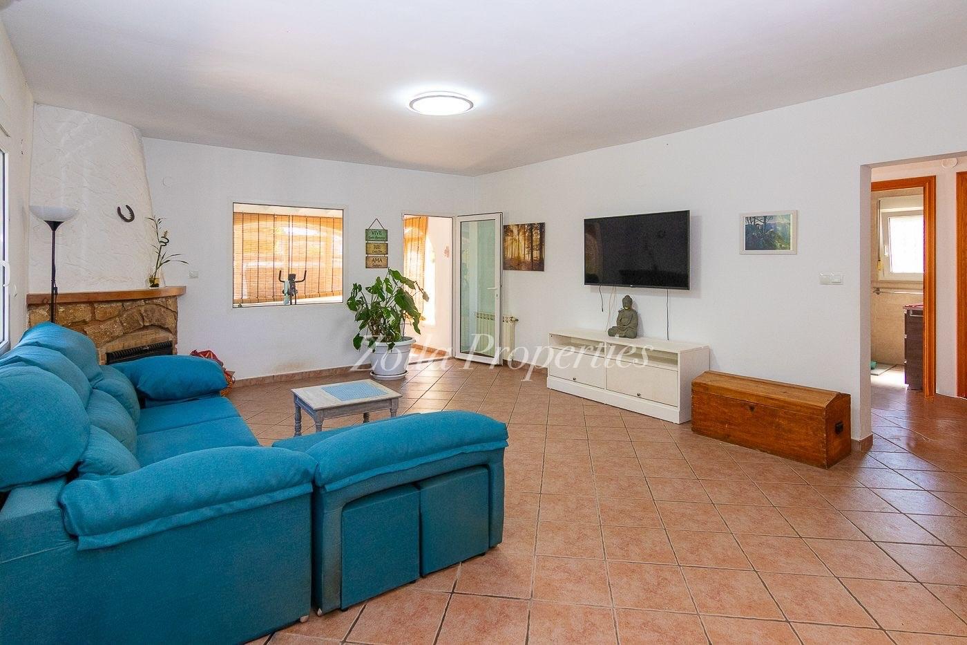 Renovated chalet near the Denia hospital