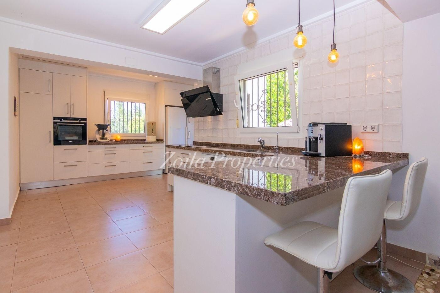 Renovated chalet near the Denia hospital