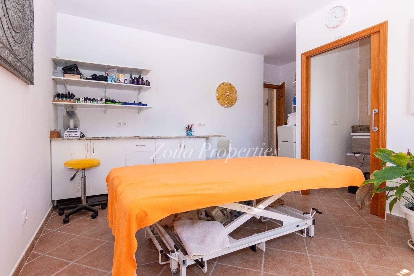 Renovated chalet near the Denia hospital