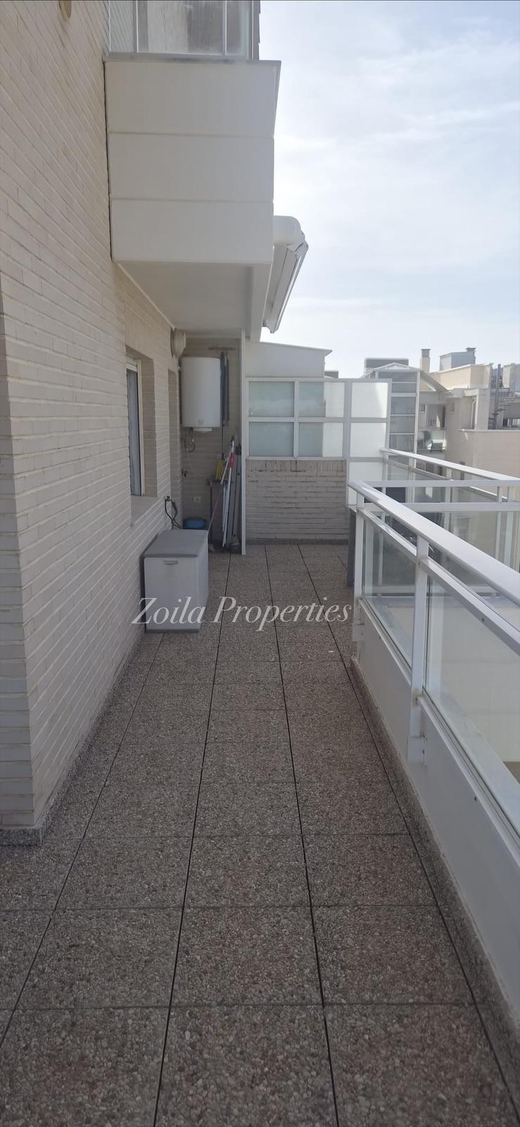 Espectacular Atico duplex cerca centro/playa.