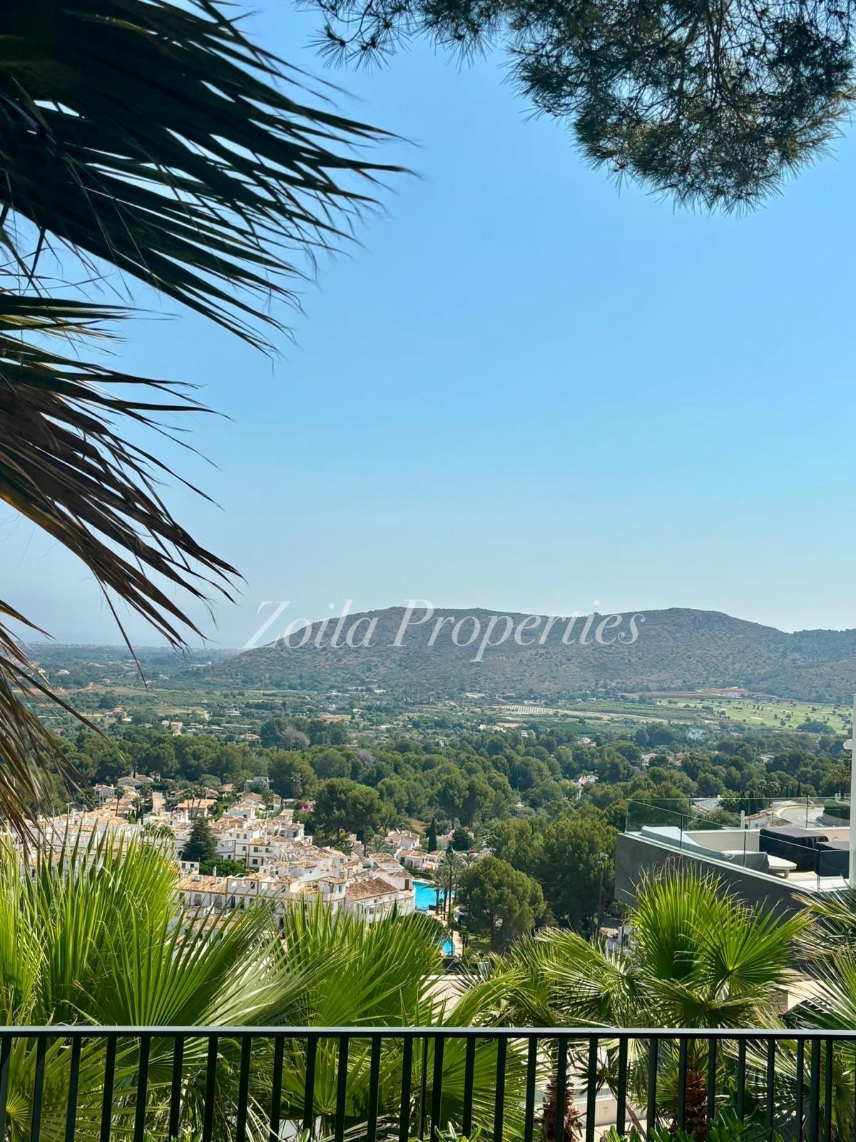 Beautiful and Modern Apartment in La Sella.