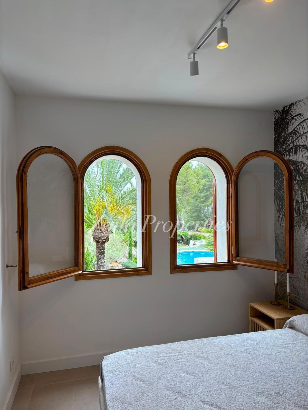 Beautiful and Modern Apartment in La Sella.