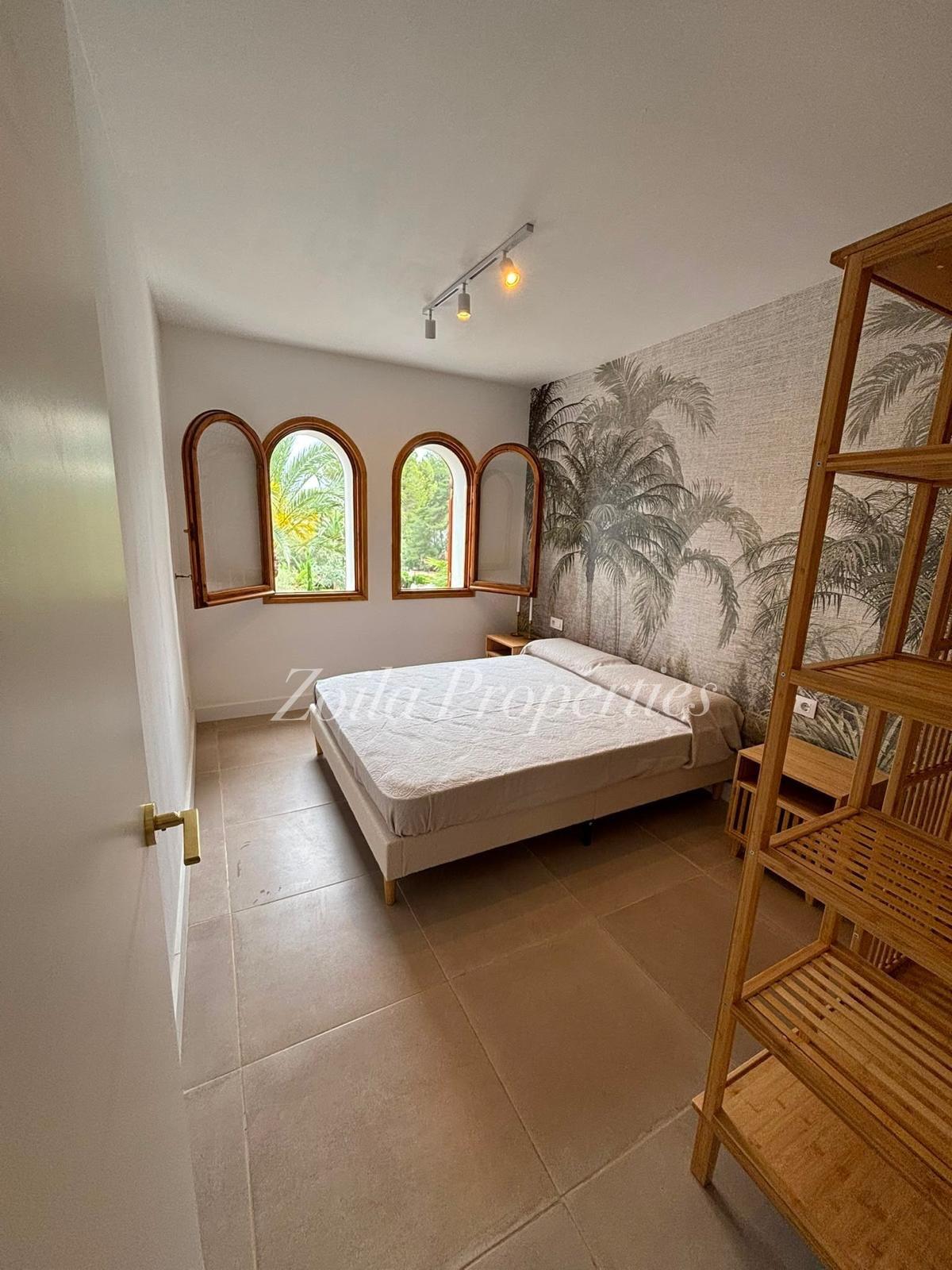 Beautiful and Modern Apartment in La Sella.