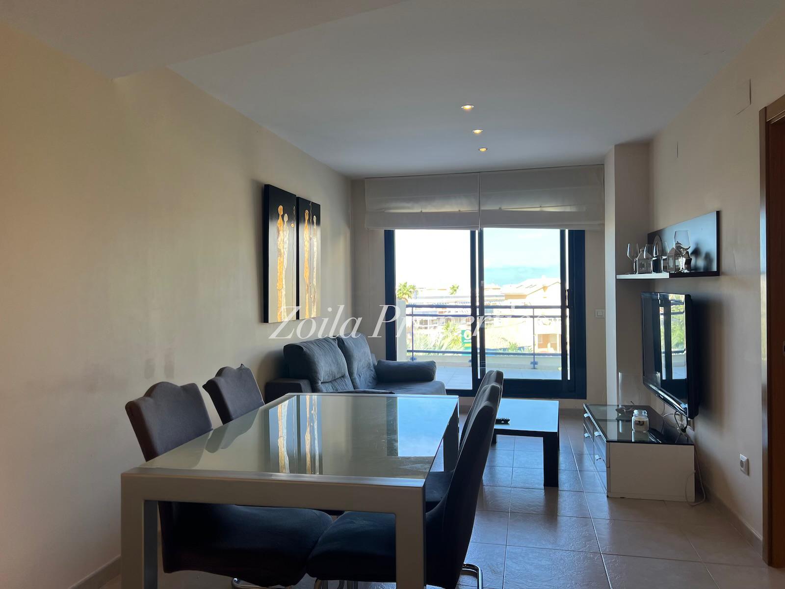 Espectacular Atico duplex con vistas Montgó y Mar.