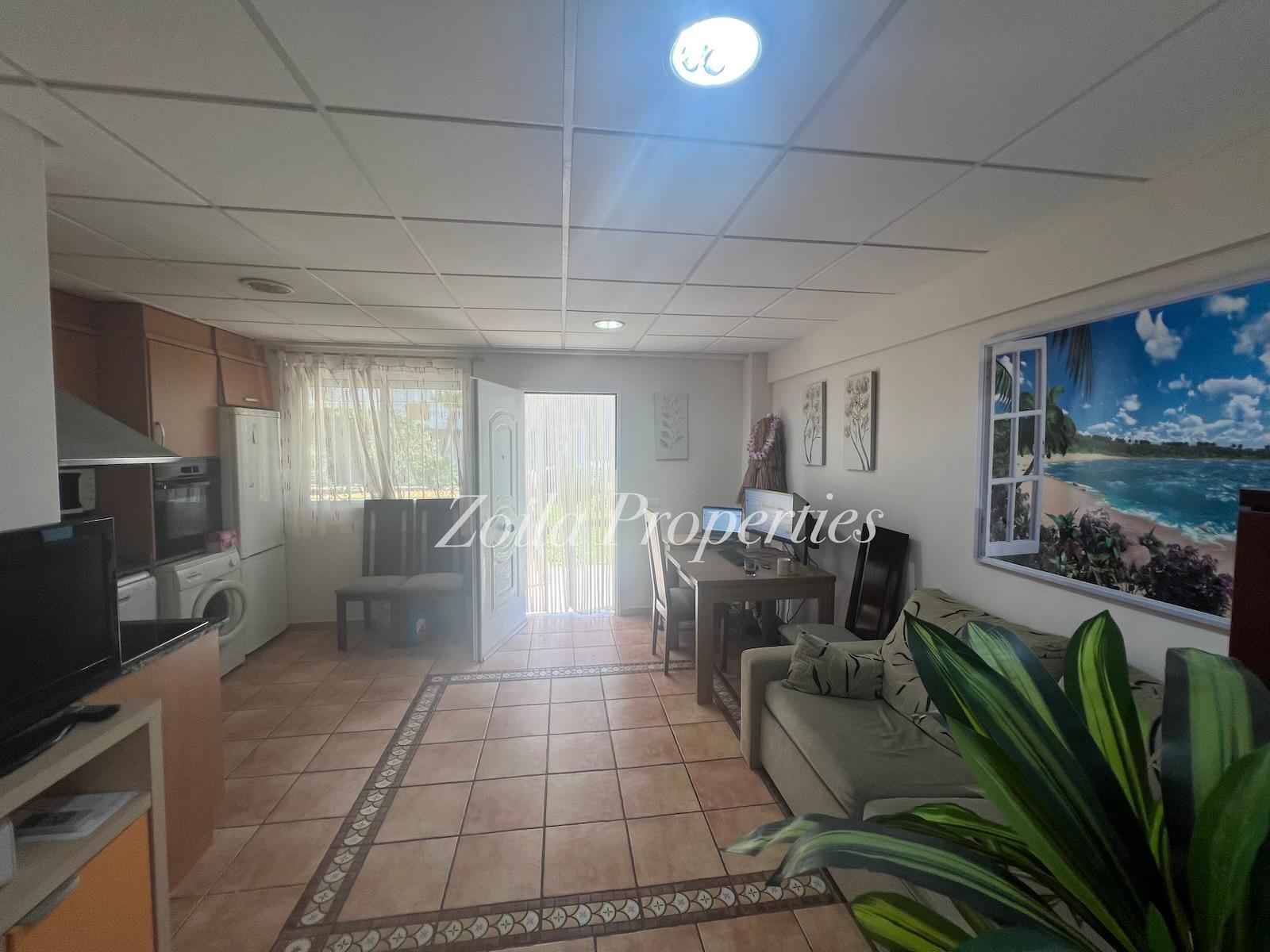 Beautiful ground floor in first line of beach.