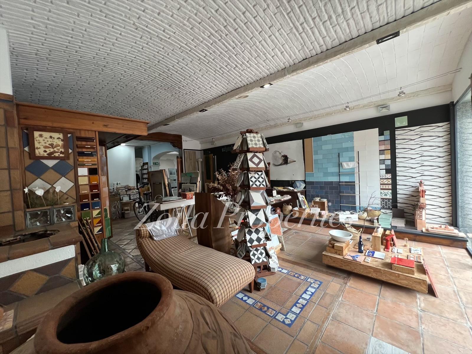 Spacious commercial premises in the city center.